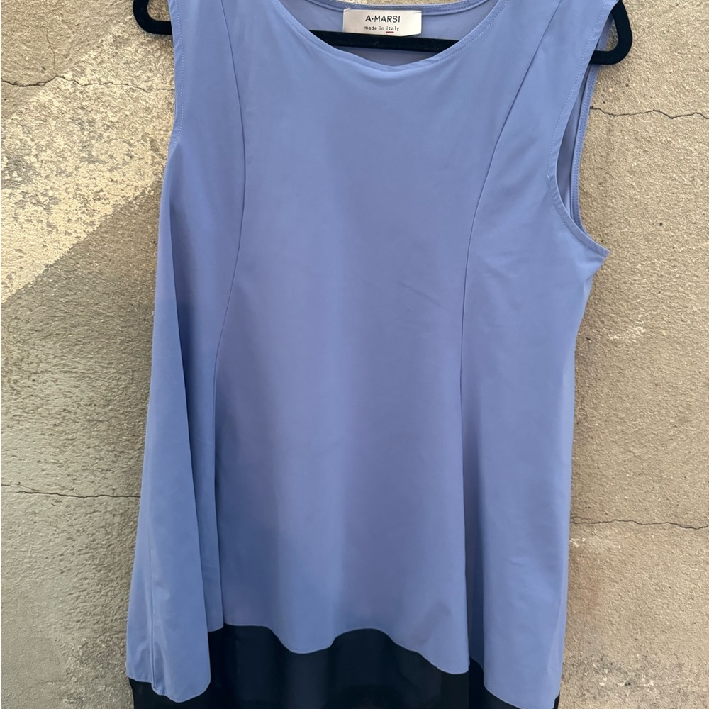 Amarsi sleeveless top with black trim. Medium